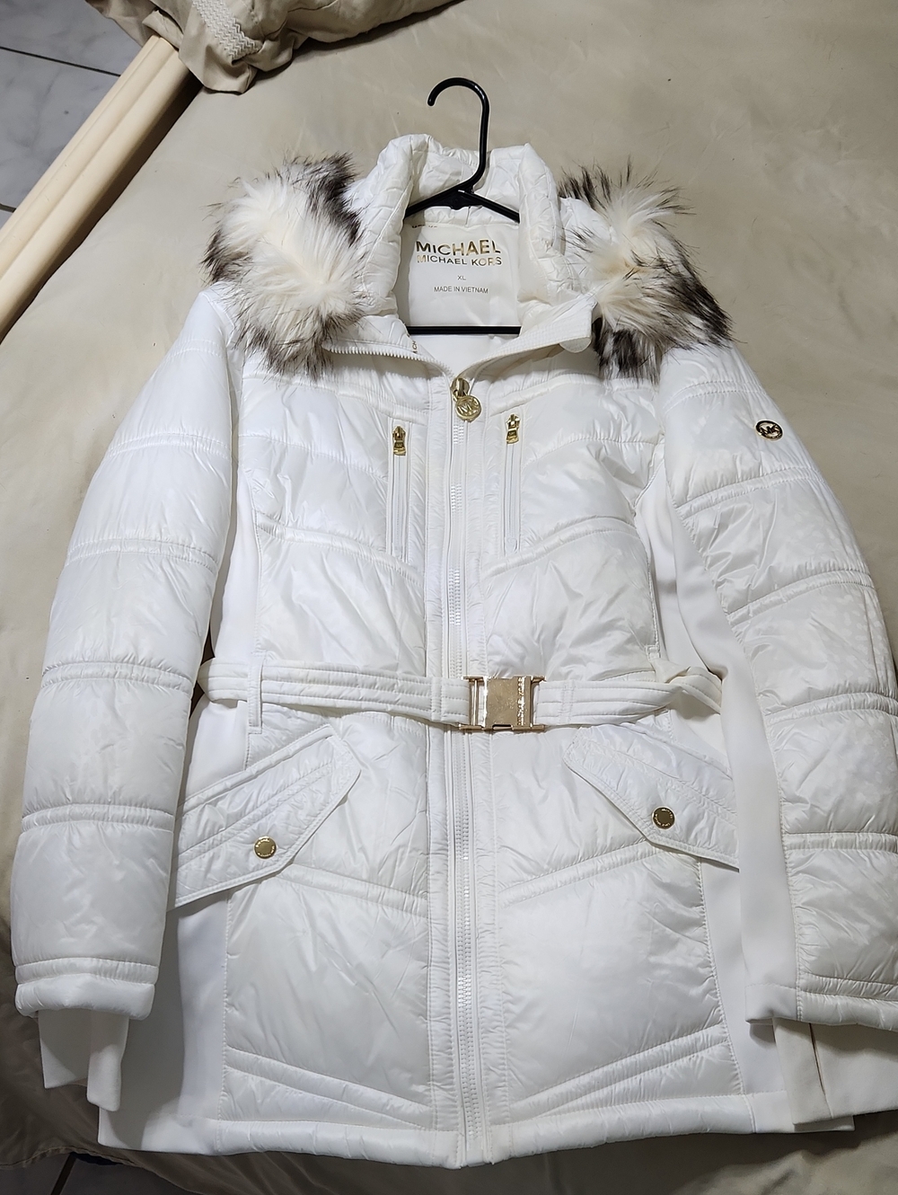 Michael Kors White Quilted Puffer Jacket with Faux Fur-Trim Hood